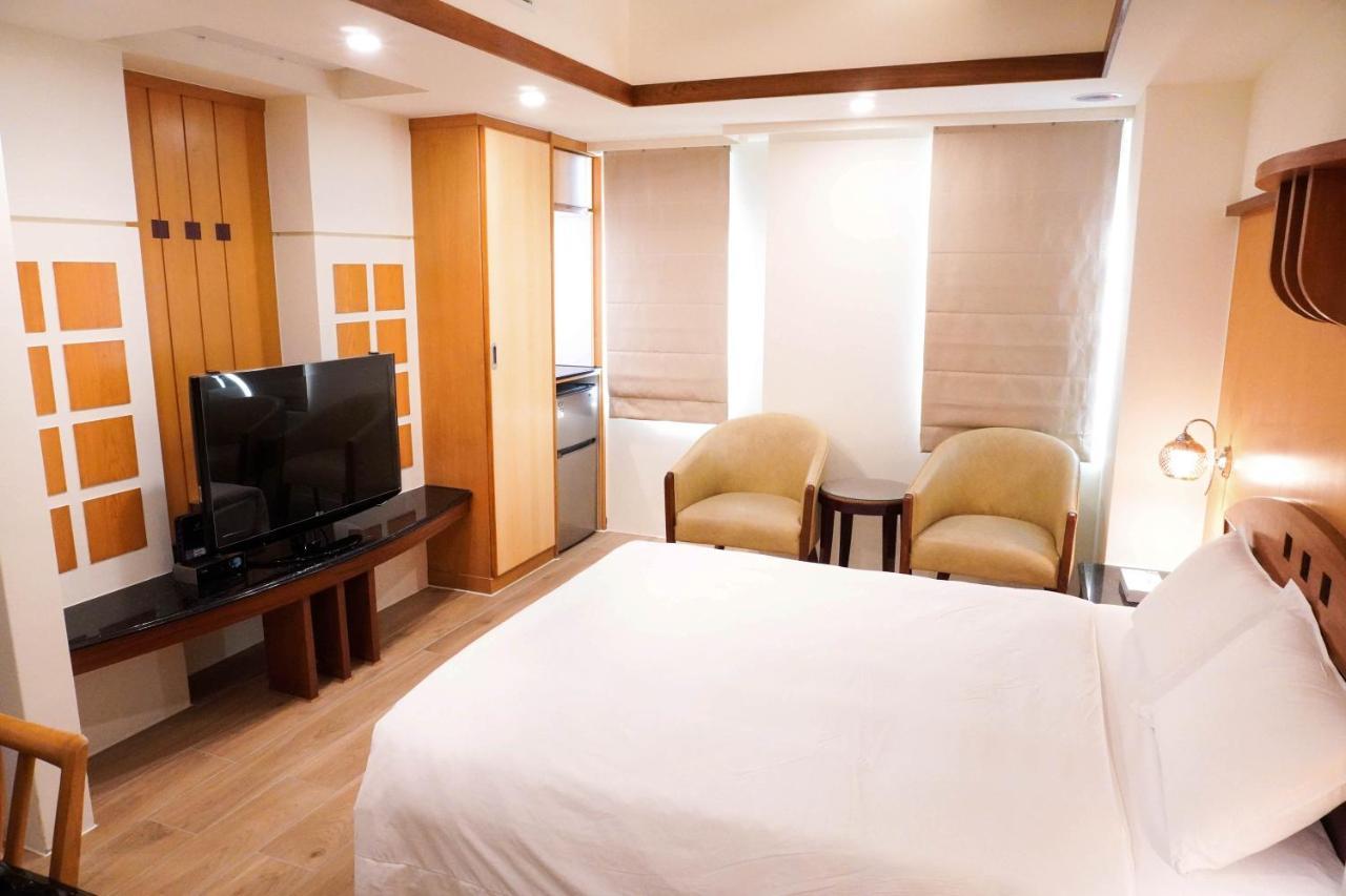เขา หยวน โฮเต็ล - จงเจิ้ง Hotel ไถจง ภายนอก รูปภาพ