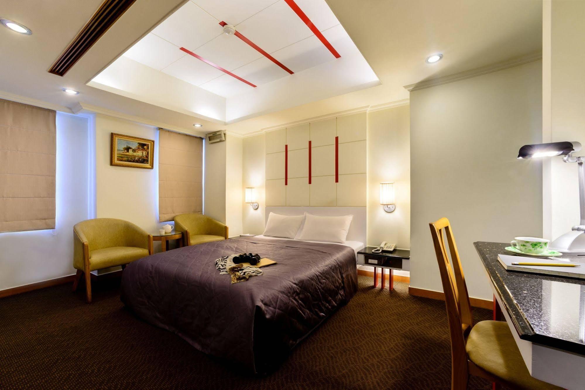 เขา หยวน โฮเต็ล - จงเจิ้ง Hotel ไถจง ภายนอก รูปภาพ